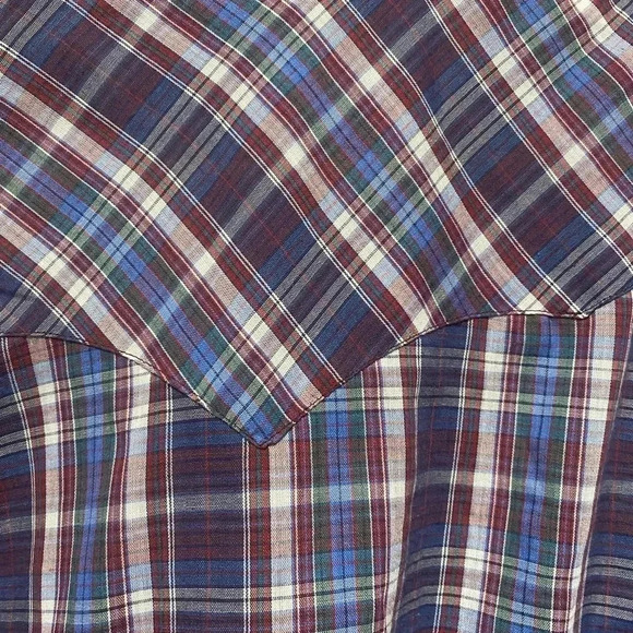 WESTERN button down 16/35 plaid with pearlescent buttons - Picture 8 of 9